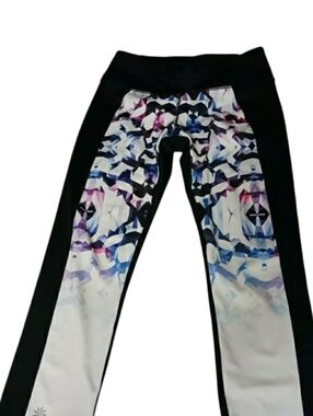 Athleta Black Geo Disco Sonar Cropped Workout Leggings